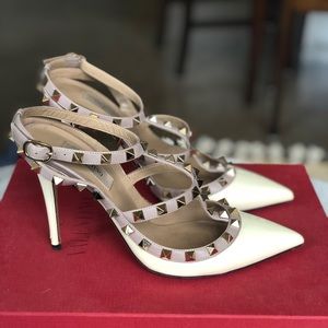 Valentino Ivory Pumps, Size 38 100mm